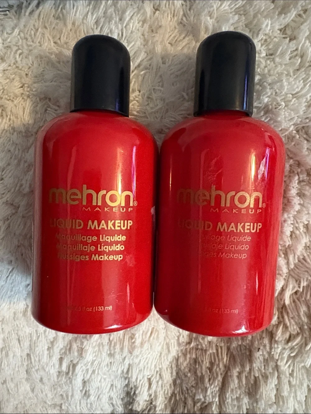 2X Mehron Liquid Makeup - Bright Red Bottle Pigmented